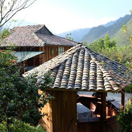 Tom'S Du Gia Homestay Làng Cac Eksteriør billede