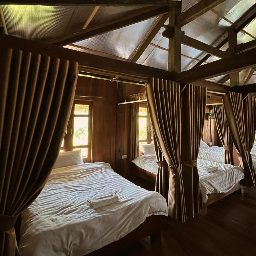 Tom'S Du Gia Homestay Làng Cac Eksteriør billede