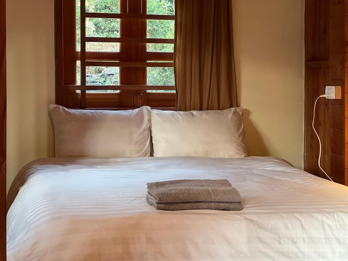 Tom'S Du Gia Homestay Làng Cac Eksteriør billede